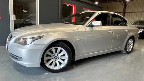 BMW Serie 5 3.0 530 I 270 LUXE BVA 2007 d'occasion a Conflans-Sainte-Honorine (78)