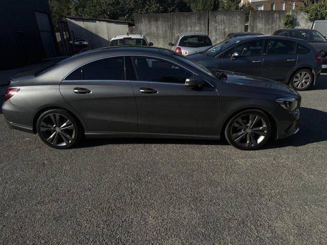 Mercedes Classe CLA 200 d - BV 7G-DCT BERLINE- BM 117 Fascin GRIS de 2016