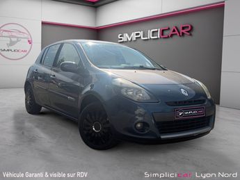  Voir d&eacute;tails -Renault Clio 3 Phase 2 68cv EDITION 1.5DCI 70 &agrave; Genay (69)