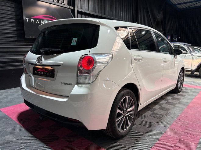 Toyota Verso 2016 112 D-4D FAP Design SkyView - Entre Blanc de 2016