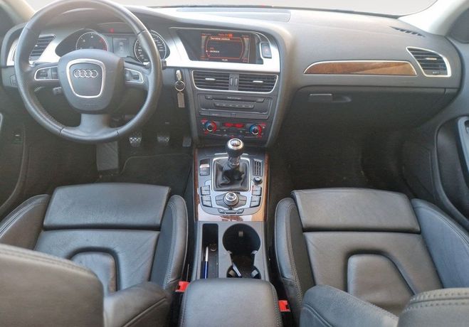 Audi A4 2.0 tdi 143 ambition luxe si�ges �lectri Noir de 2008