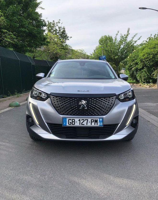 Peugeot 2008 2021 130 ch diesel automatique Allure bu  de 2021