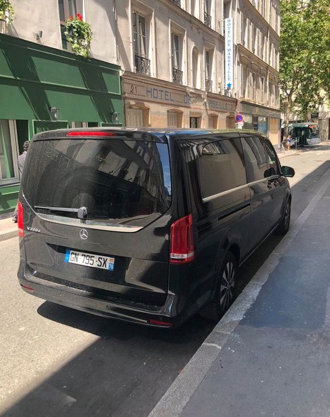 Mercedes Classe V 2023 Extra long finition Avantgarde TVA  Noir de 2023