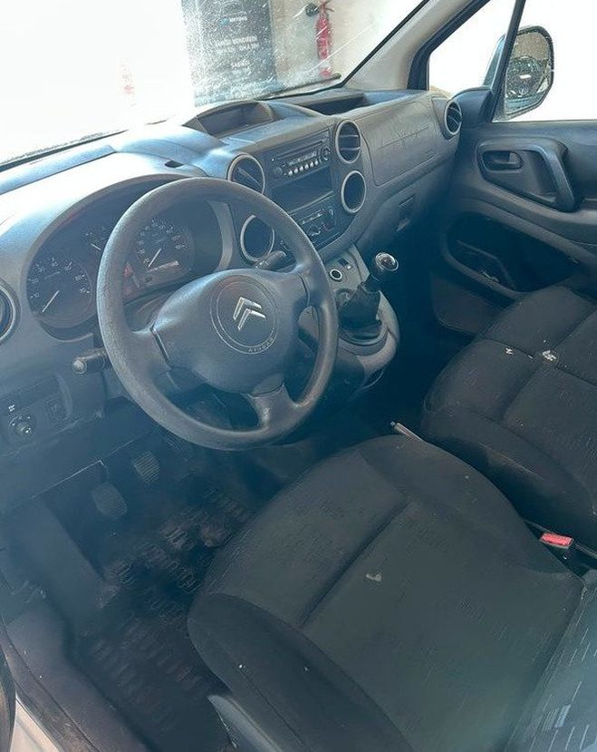 Citroen Berlingo berlingot 1,6 HDI 90cv confort bo�te 5 C Blanc de 2011
