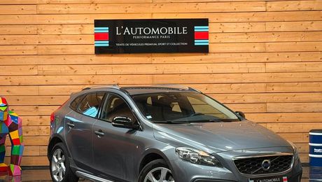 Volvo V40 D3 CROSS COUNTRY 150ch Summum 2015 d'occasion a  Les Alluets-le-Roi (78)