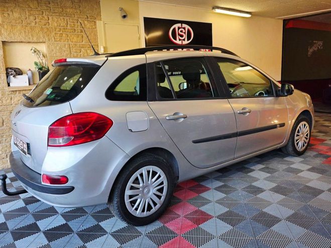 Renault Clio III DCI 105 CV BREAK PH 2 CLIM REGUL Gris Clair de 2009