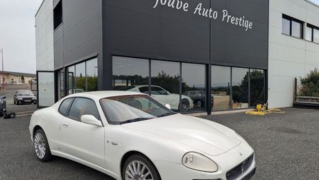 Maserati Coupe 4200 gt 2004 d'occasion a Espalion (12)