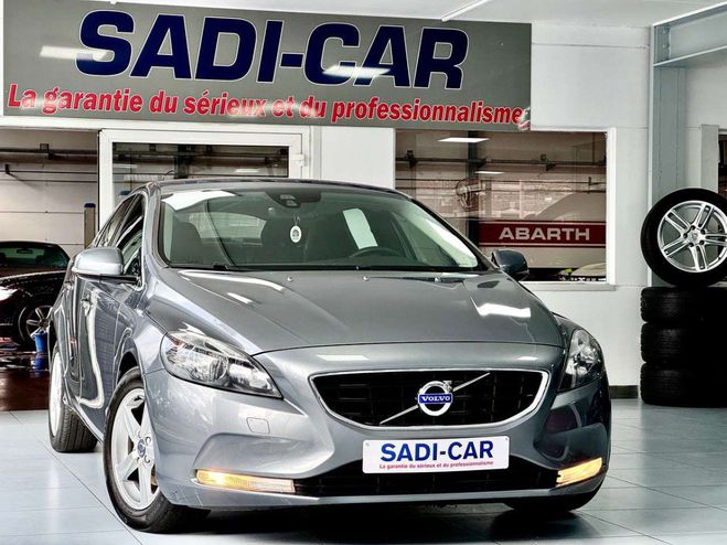 Volvo V40 1.6 D2 114cv Momentum Gris M�tallis� de 