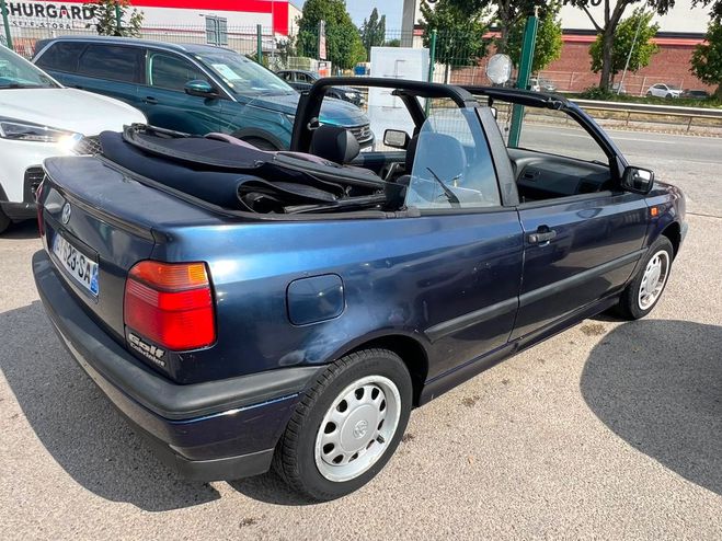 Volkswagen Golf III CABRIOLET 1.8 COAST D�CAPOTABLE Bleu fonc� de 1995