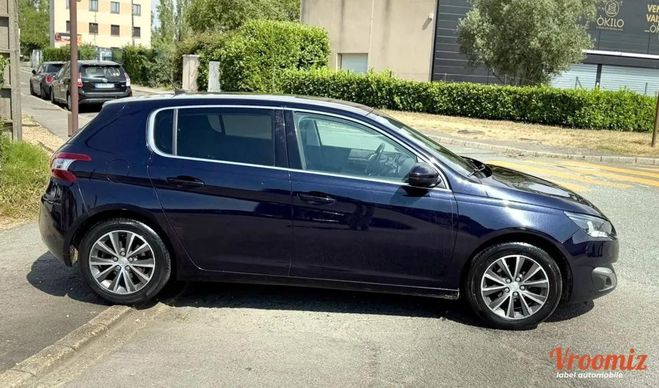 Peugeot 308 1.2 PT 110cv Allure Bleu de 2017