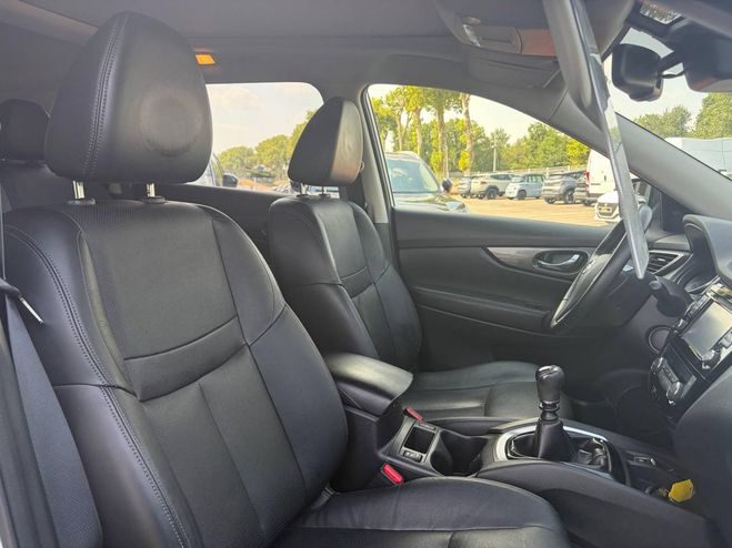 Nissan X Trail X-Trail 1.6 dCi - 130 Euro 6  Tekna GRIS CLAIR de 2017