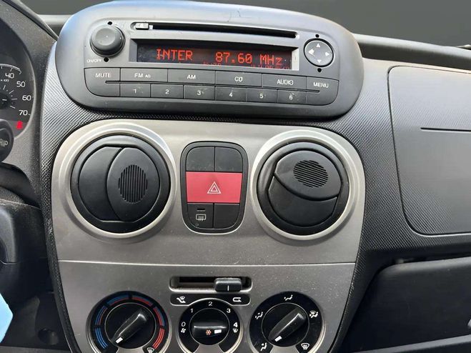 Peugeot Bipper 1.3 HDI 75CH FAP OUTDOOR GRIS F de 2013