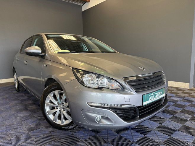 Peugeot 308 1.6 BlueHDi 120ch SS BVM6 S�rie Sp�ciale Gris de 2016