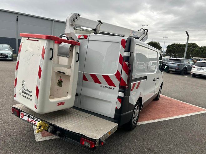 Renault Trafic L1H1 1000 2.0 DCI 145 NACELLE Blanc Laqu� de 2021