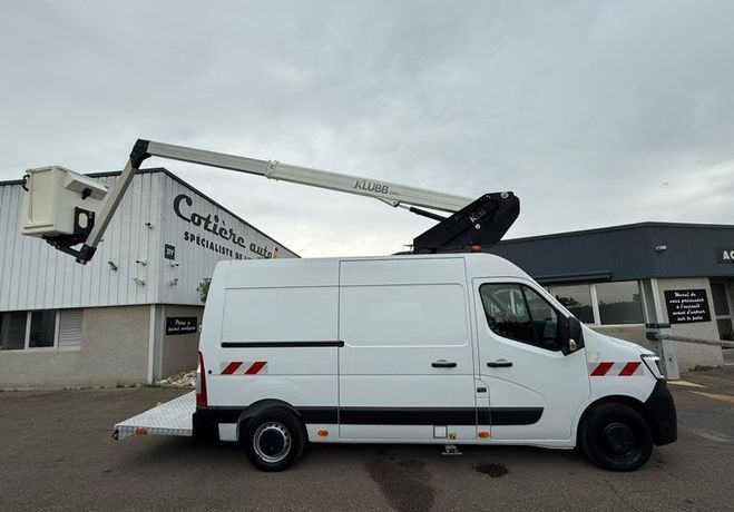 Renault Master fourgon l2h2 nacelle Klubb k32 3 places  de 2022
