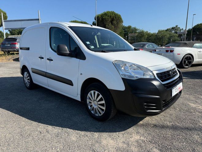 Peugeot Partner FOURGON STANDARD 1.6 VTI 98 BVM5 PRO  de 2018