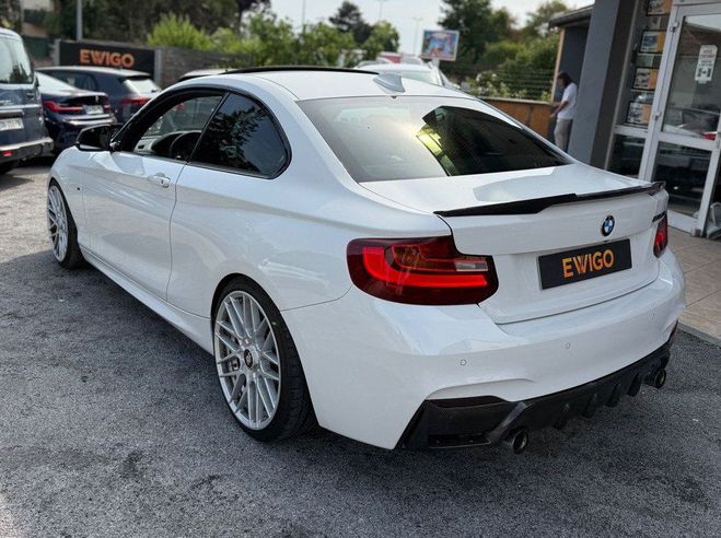BMW Serie 2 240 i COUPE 3.0 340 CH XDRIVE TOIT OUVRA Blanc de 2017