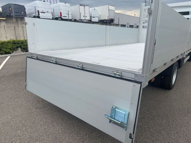 Iveco Daily PLATEAU 35C18 A8 180CV 3L 5M Blanc de 2026