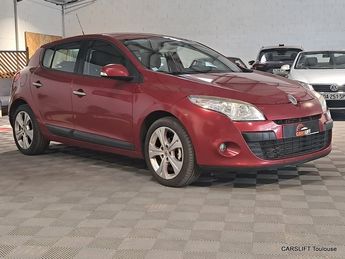  Voir d&eacute;tails -Renault Megane III - 1.9 DCI 130 CV DYNAMIQUE &agrave; Saint-Jory (31)