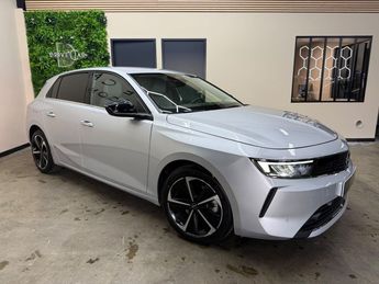  Voir d&eacute;tails -Opel Astra 1.5 D 130 ELEGANCE BVA &agrave; M�con (71)