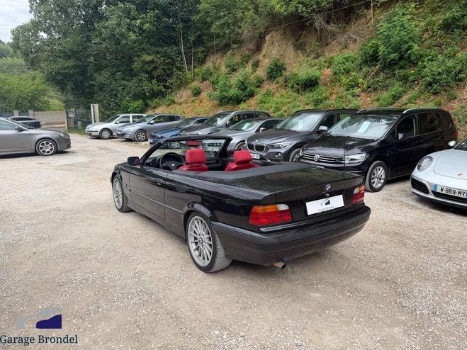 BMW Serie 3 318Ci (E36) 1.8i 115cv Cabriolet Noir de 1995