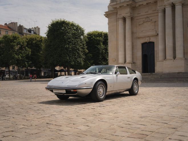 Maserati Indy 4.9 America Gris de 1976