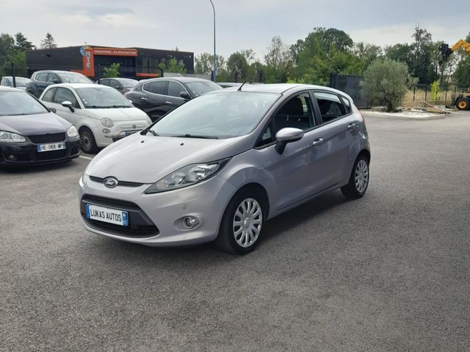 Ford Fiesta 1.4 96 Titanium Gris de 2012