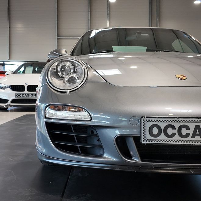 Porsche 911 CARRERA 4 GTS 3.8i 4 Coupe Gris Meteor de 2011