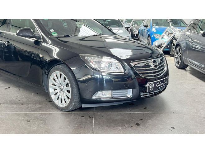 Opel Insignia SPORTS TOURER BREAK 2.0 TURBO 250/ FLEX  NOIR de 2011