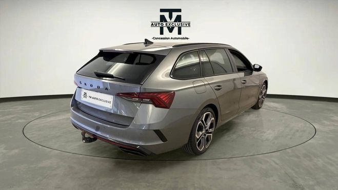 Skoda Octavia Combi 2.0 TDI 200 ch DSG7 4x4 RS Gris de 2023