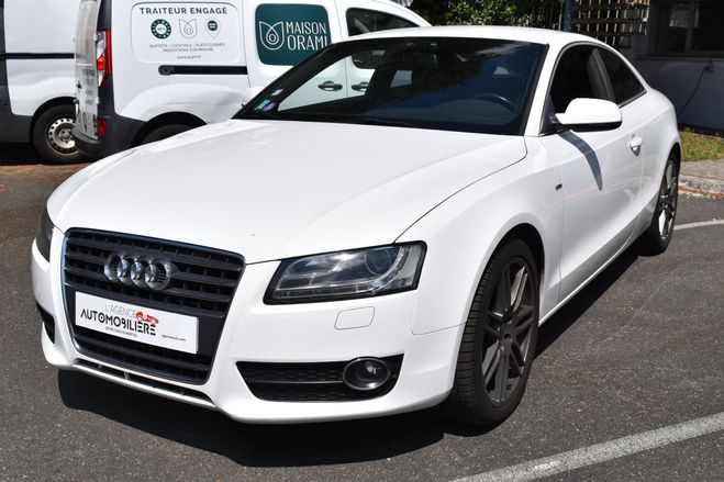 Audi A5 S-LINE Coup� 2.0 TFSi 211 cv Origine Fra Blanc de 2010