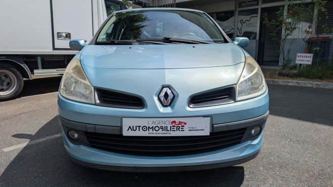 Renault Clio III 5 Portes 1.5 dCi 86 cv Bleu de 2009
