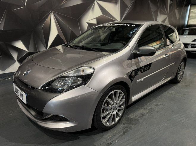 Renault Clio III 2.0 16V 203CH SPORT CUP 3P Gris C de 2011