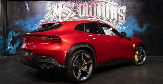 Ferrari Purosangue  Rouge de 2025