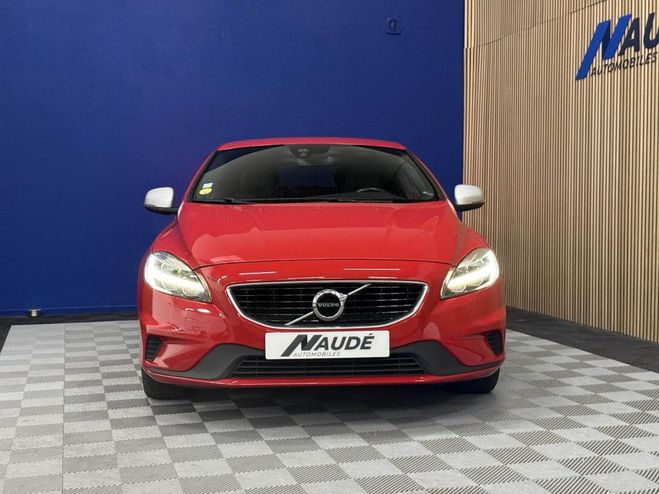 Volvo V40 D3 2.0b 150 CH R-Design ROUGE de 2018