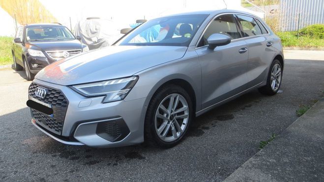 Audi A3 Sportback 2.0 TDI 116 Business line , 1e Gris Clair de 2021