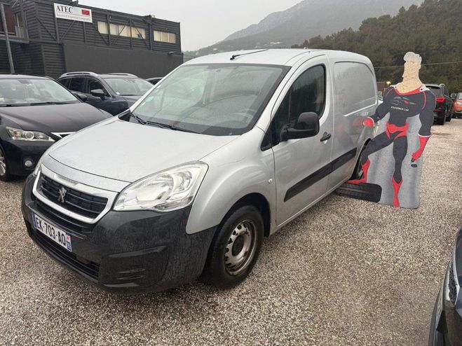 Peugeot Partner STANDARD 1.6 VTI 98CH PREMIUM BLANC de 2017