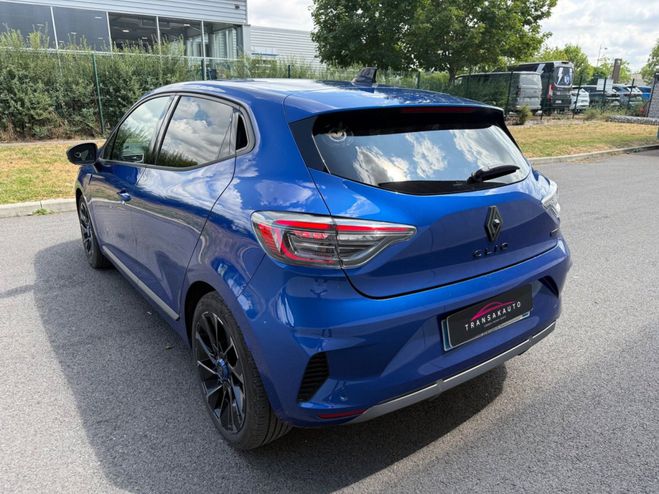 Renault Clio V NOUVELLE E-Tech full hybrid 145ch Espr Bleu de 2024