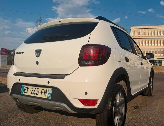 Dacia Sandero Stepway 1.5 dCi 90 cv Bo�te auto Blanc de 2017