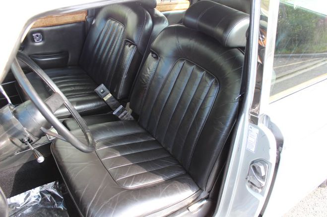 Bentley T1 LHD Gris Argent de 1974