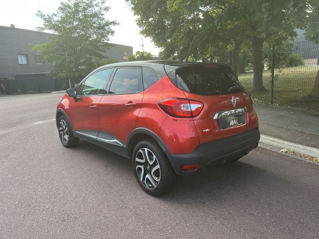 Renault Captur intens 1.2 tce 120 ch bvm6 essence Rouge de 2016