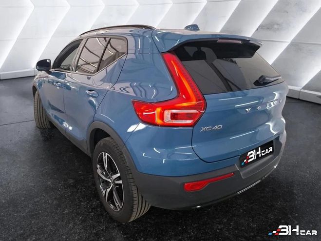 Volvo XC40 B3 HYBRIDE 163 CH DCT-7 PLUS R-DESIGN PA Bleu de 2022