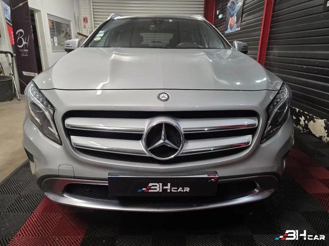 Mercedes Classe GLA Classe 2.2 220 D 175 ACTIVITY EDITION 4M Gris de 2016