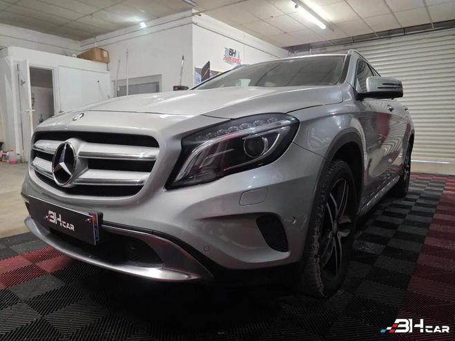 Mercedes Classe GLA Classe 2.2 220 D 175 ACTIVITY EDITION 4M Gris de 2016