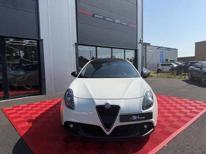 Alfa romeo Giulietta 1.8 TBI 235 QUADRIFOGLIO VERDE / ECHAPPE Blanc de 2011