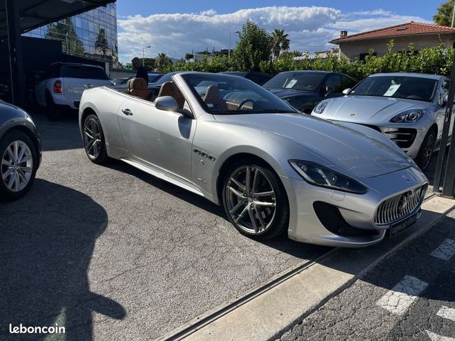 Maserati Grancabrio 4.7 460CH SPORT Gris de 2016