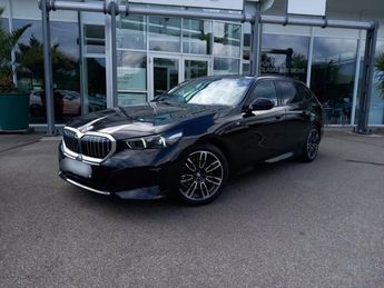  Voir d&eacute;tails -BMW Serie 5 touring 520d xDrive - BVA G61 M Sport &agrave; Ozoir-la-Ferri�re (77)