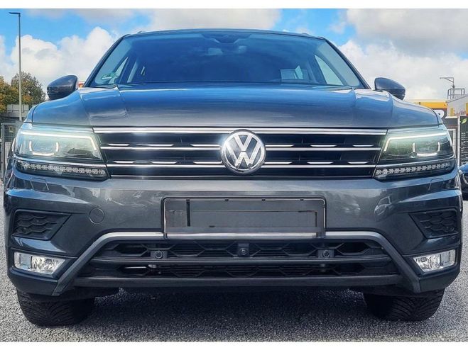 Volkswagen Tiguan 2.0 16V Bi-TDI BlueMotion - 240 - BV DSG gris metallis�e de 2017