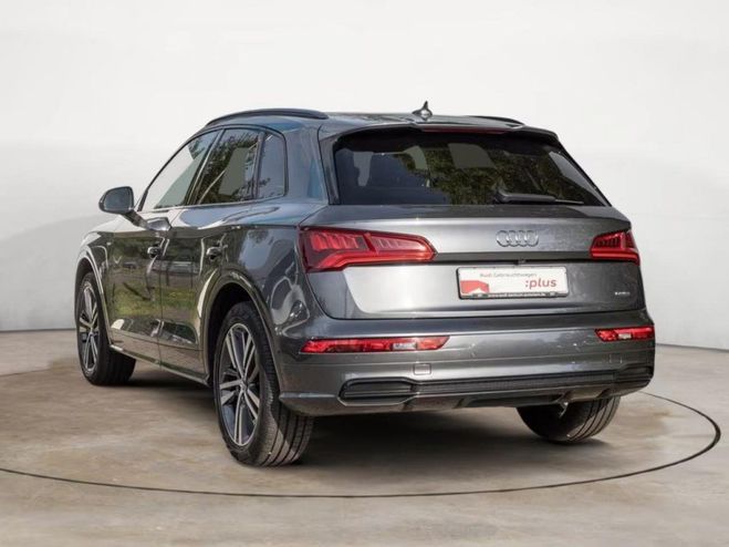 Audi Q5 Quattro 2.0 40 TDI - 190 - BV S-tronic 2 Gris m�tallis� de 2019