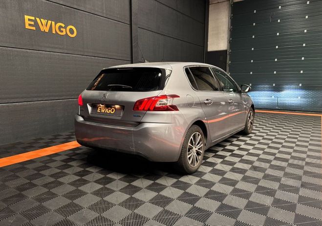 Peugeot 308 1.2 110Ch ALLURE CAMERA RECUL GPS BLUETO Gris de 2017